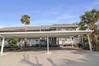 Building Photo - Saybrook Manor, #19