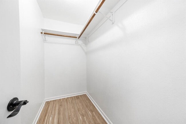 Building Photo - 10626 Sandpiper Dr