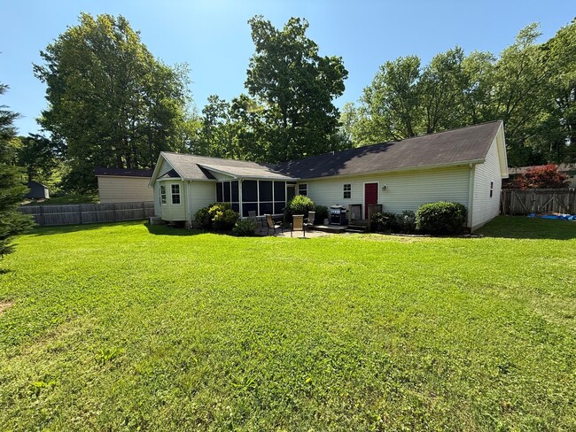 Building Photo - 340 Oran Rd