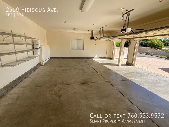 Building Photo - Best Deal in Vista!
