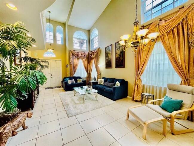 Building Photo - 6911 Sea Daisy Dr