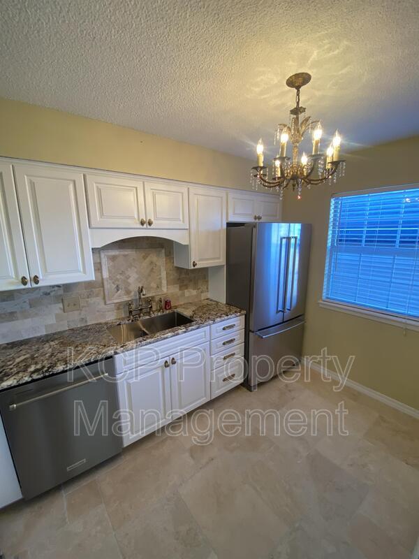 Building Photo - 2600 Brooken Hill Dr