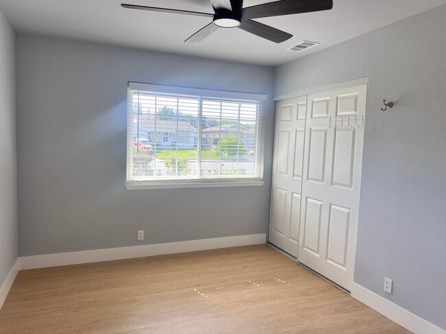Building Photo - Completely Remodeled 4 Bedroom Home with C...