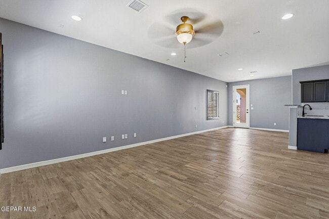 Building Photo - 2120 Honour Point Pl