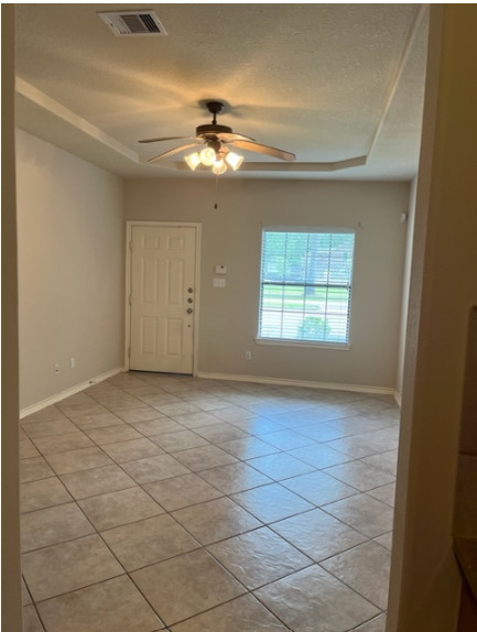 Building Photo - 2607 Appian Way