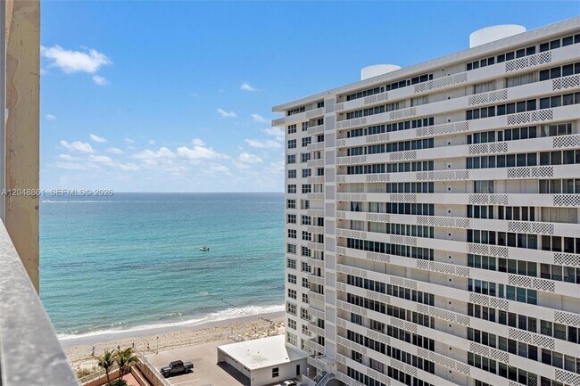 Building Photo - 1180 S Ocean Blvd