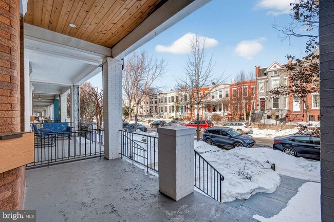 Building Photo - 32 Adams St NW