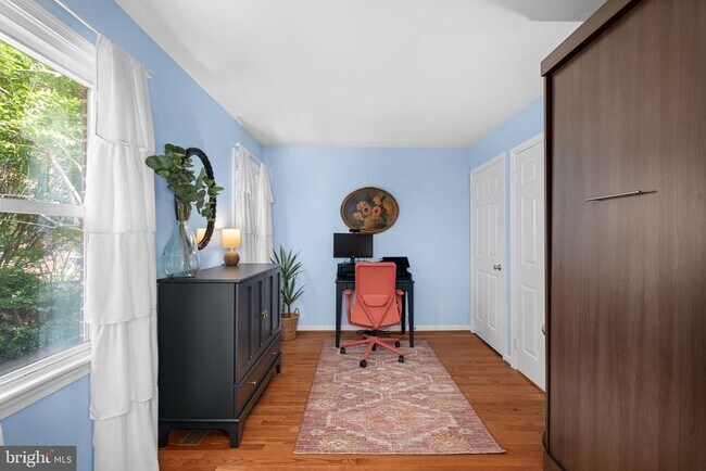 Building Photo - 535 Colecroft Ct