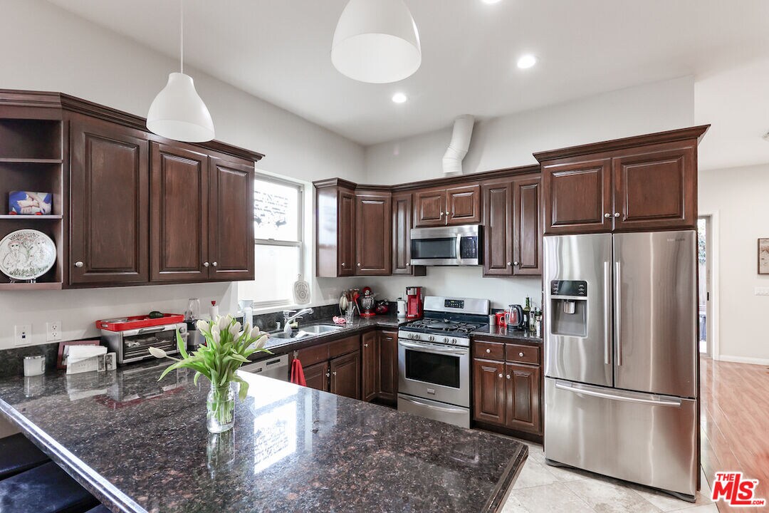 Building Photo - 6069 Horner St