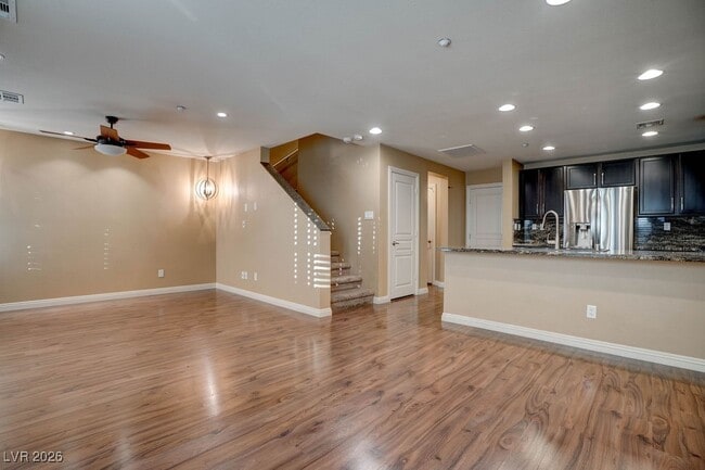 Building Photo - 2074 Waterlily View St