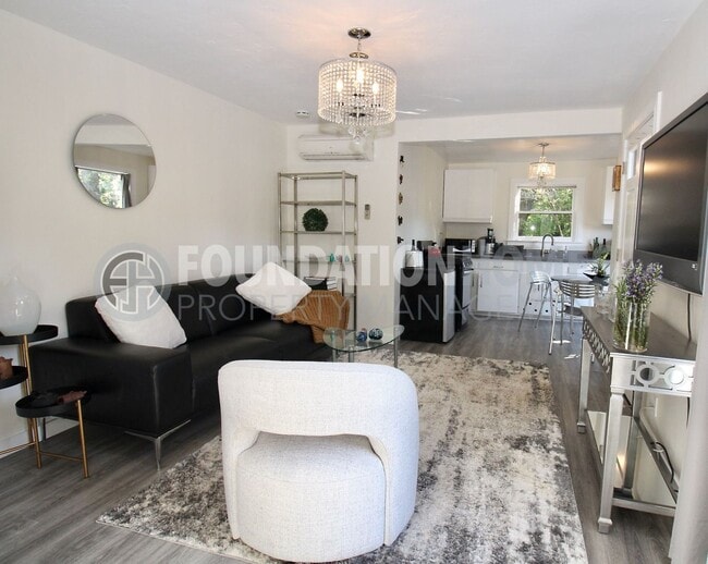 Building Photo - Creative Cottage Retreat – Near Downtown San Anselmo- Music Studio - A/C - FOUNDATION