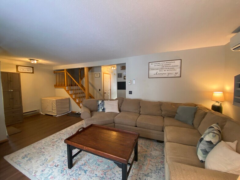 Building Photo - 1709 Whitaker St