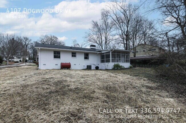 Building Photo - 4107 Dogwood Dr