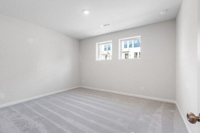 Building Photo - 312 Cornett Wy