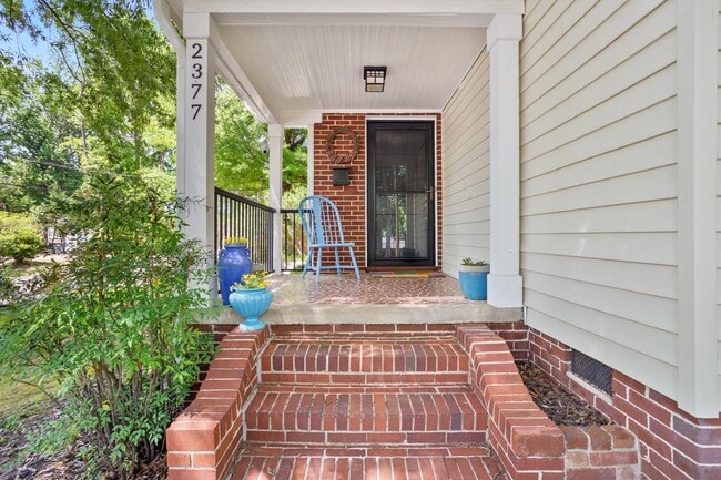 Building Photo - 2377 Westfield Ave