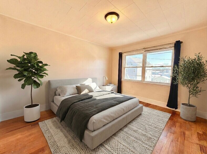 Building Photo - 45 Slater St