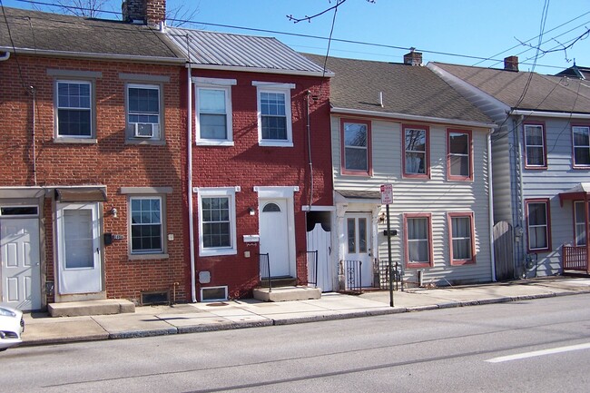 Front Street View - 141 N Bedford St