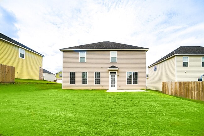 Building Photo - 2504 Kari Ln