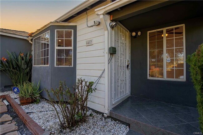 Building Photo - 6417 White Oak Ave