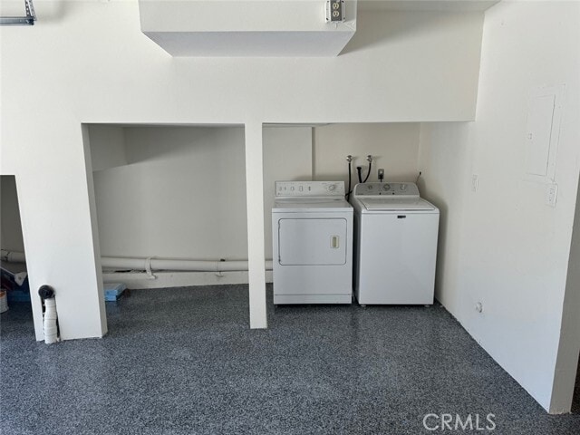 Building Photo - 404 Calle Miramar
