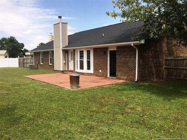 Building Photo - 7820 Laura-Ann Ct