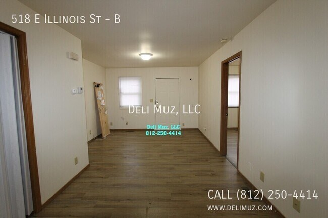 Building Photo - 518 E Illinois St