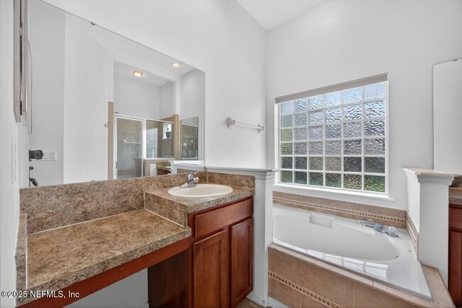 Building Photo - 9281 Sharnbrook Ln