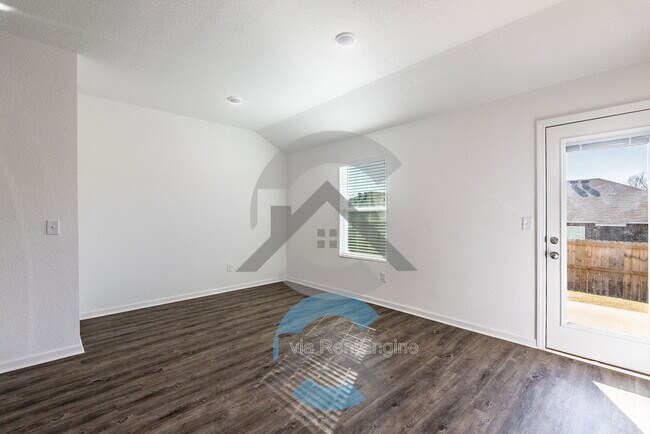 Building Photo - 1155 Gallery Dr
