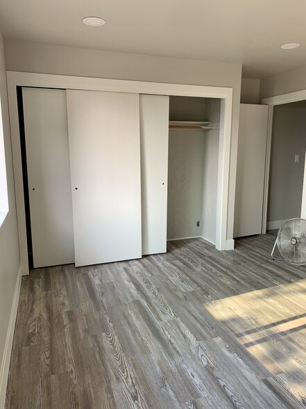 2nd Bedroom, spacious closet - 3677 Lakeshore Blvd