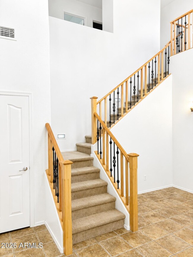 Building Photo - 4325 E Vallejo Ct