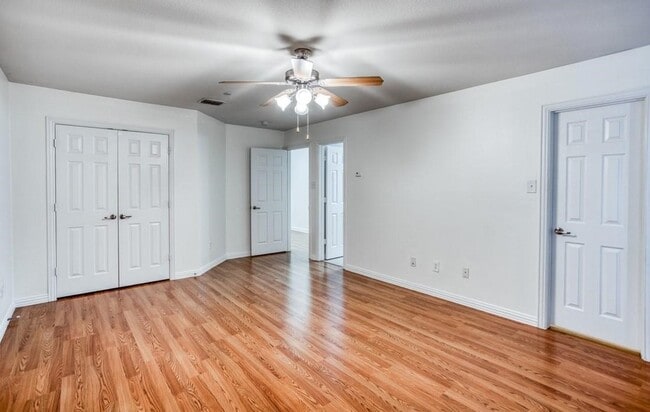 Building Photo - 3301 Paisano Trail