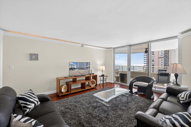 Building Photo - 5200 N Ocean Dr