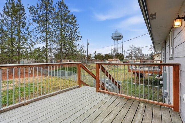 Building Photo - 10921 E 16th Ave