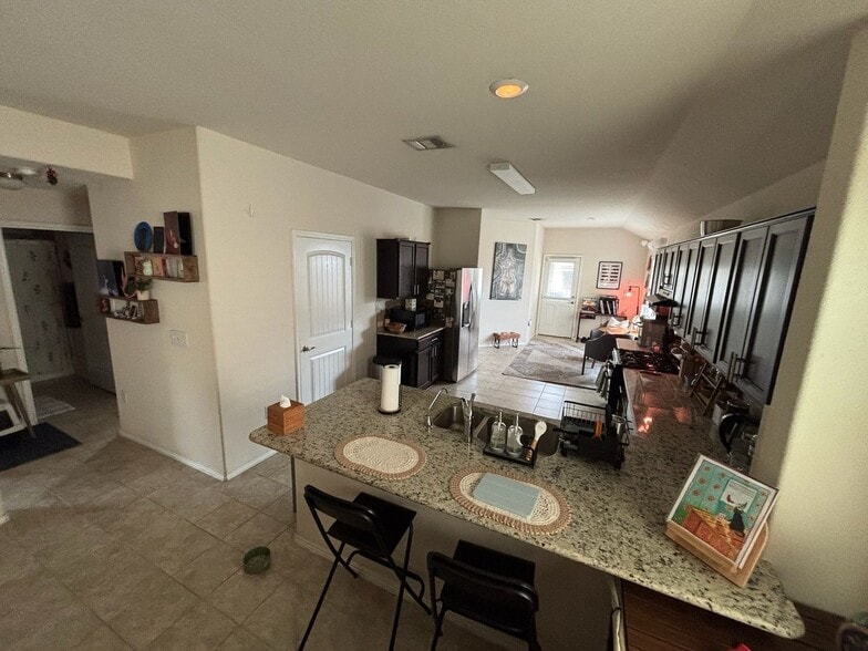Building Photo - 3509 Black Granite Dr