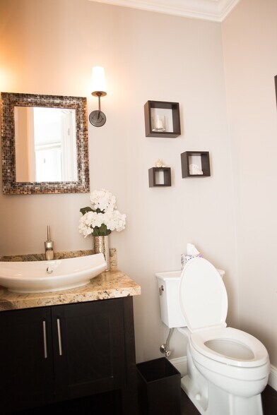 powder bath- 1st floor - 226 Sunnyside Ave
