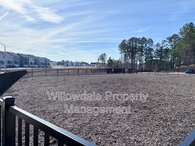 Building Photo - 514 Light Oak Wy