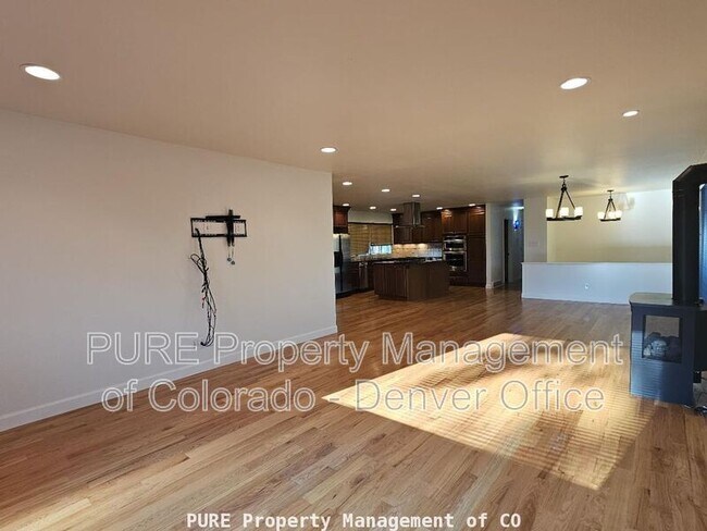 Building Photo - 8990 W Ohio Pl