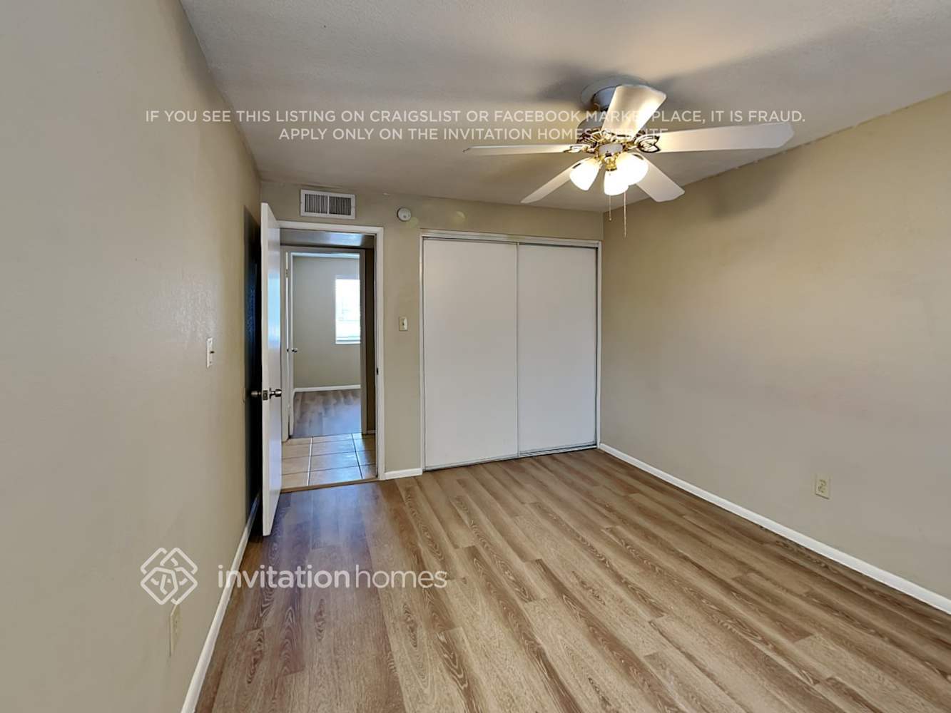 Building Photo - 5909 W Coronado Rd