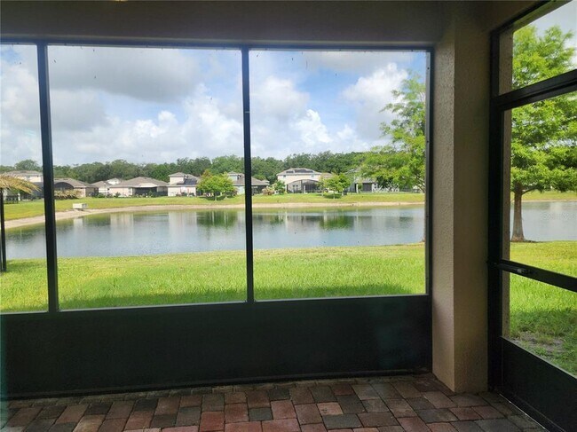 Building Photo - 3230 Stratton Cir