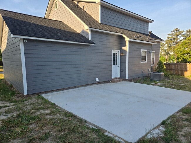 Building Photo - 3 Bedroom 2 Bath Columbia County Available