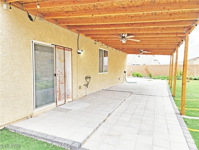 Building Photo - 3821 E Weld Ave