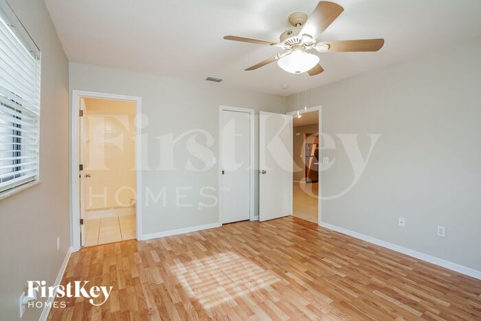 Building Photo - 17533 Oriole Rd