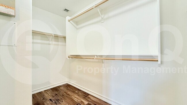 Building Photo - 20784 N Jones Ct