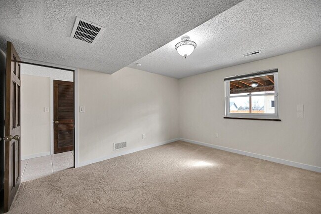 Building Photo - $3,995.95, $200 Off Cleaning Voucher, 4 Beds - 3 Baths, Single Family Home in Denver with 2-Car A...