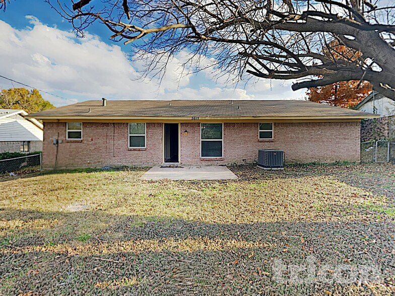 Building Photo - 2617 Spiceberry Ln