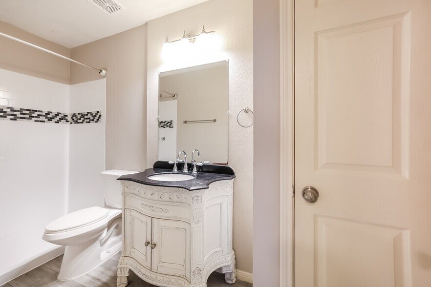Building Photo - 5113 Orange Blossom Ct