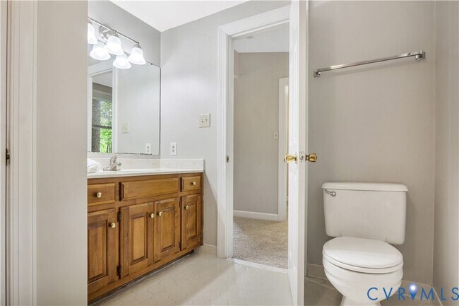 Building Photo - 107 Oak Ridge Ct