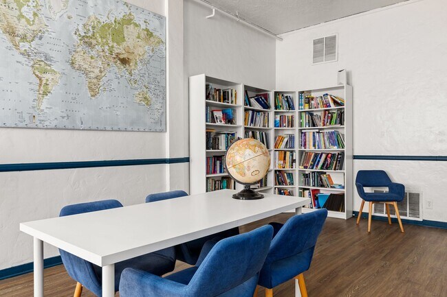 Building Photo - 840 Hilgard Ave