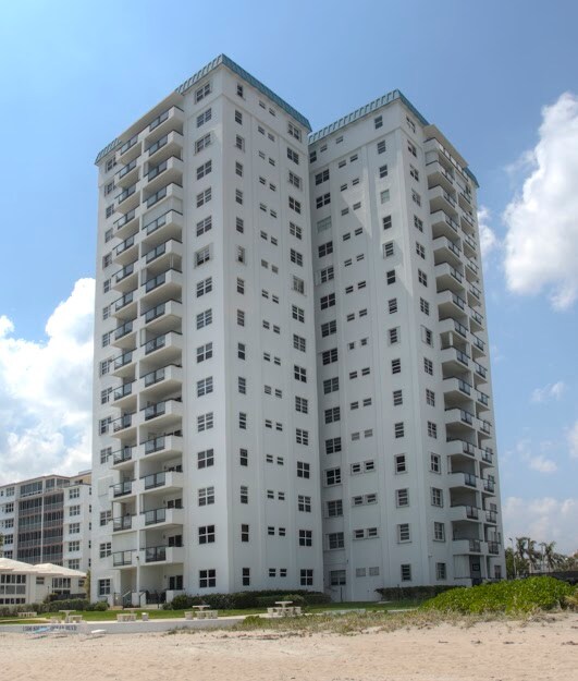 Building Photo - 1500 N Ocean Blvd