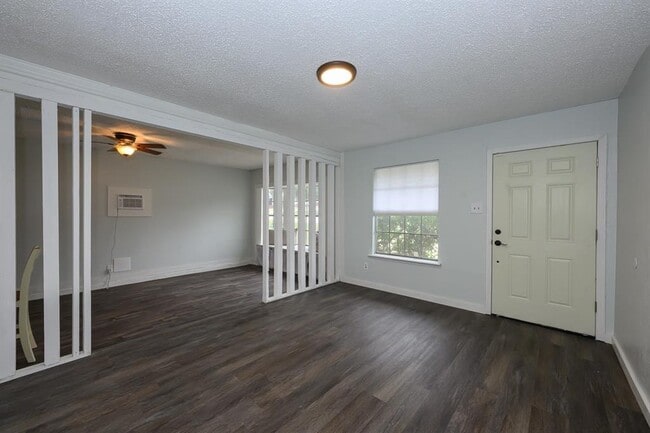 Building Photo - 7103 Howerington Cir